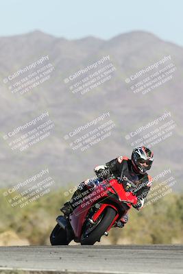 media/Dec-01-2025-Moto Forza (Mon) [[2daa91e15f]]/2-Intermediate Group/Session 2 Turn 9 Entry/